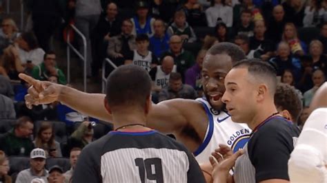 Draymond Green Gets Fan Ejected From Game ... After Man Allegedly Made ...