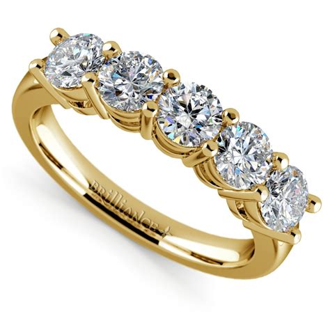 Five Diamond Wedding Ring in Yellow Gold (1 1/2 ctw)