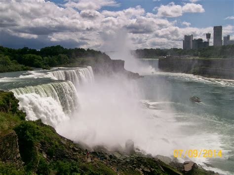 Rockhounding Around: Niagara Falls, New York