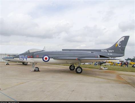 XD332 | Supermarine Scimitar F.1 | United Kingdom - Royal Navy | Tony | JetPhotos