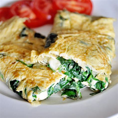 Spinach & Cheese Omelette | Easy Breakfast Recipe | Breakfast recipes easy, Cheese omelette ...