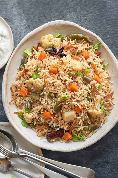 Pulao Recipe - Restaurant Style Vegetable Pulao - Cubes N Juliennes