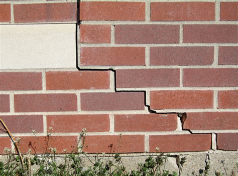 Foundation Cracks Repair in Mississauga, Toronto, Brampton, Ontario | Foundation Wall Crack ...