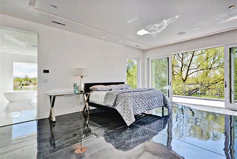 How to Create a Stunning Interior with Epoxy Floor Coating