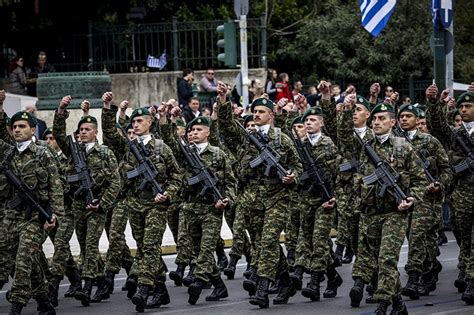 The March 25 Greek Independence Day military parade in photos (photos) | protothemanews.com