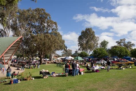 Echuca Moama Market | NSW Holidays & Accommodation, Things to Do ...