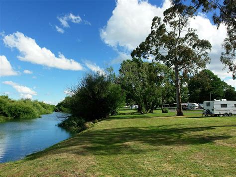 Longford Riverside Caravan Park | All accommodation | Discover Tasmania