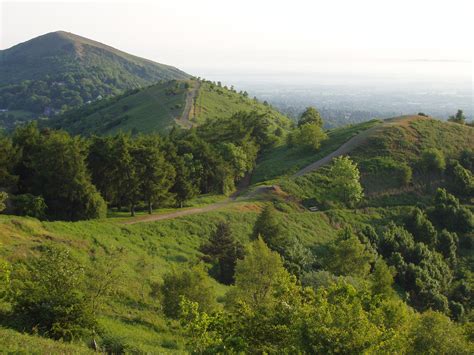 File:Malvern Hills in June 2005.JPG - Wikipedia, the free encyclopedia