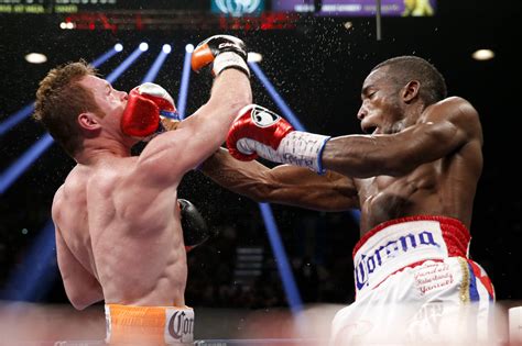 Canelo Alvarez vs Erislandy Lara - ProBoxing-Fans.com