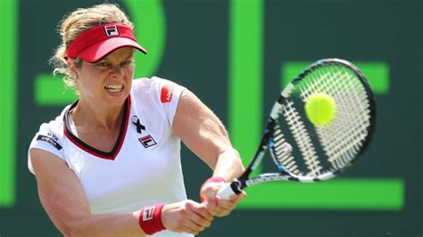 Kim Clijsters comeback on hold with knee injury | CNN