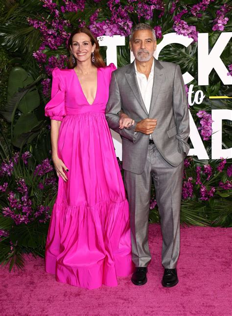 George Clooney Hits the Red Carpet with Wife Amal Clooney and Julia Roberts in Pics