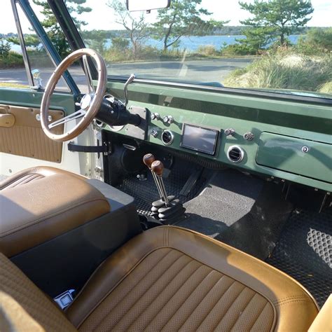 Custom Ford Bronco - Dash and Interior | 1966 - 1977 Ford Bronco ...