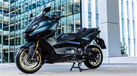 Yamaha TMax: Neues Design, neues Fahrwerk | MOTORRADonline.de