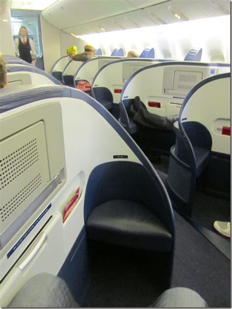 Delta 777 Flat-Bed Business Class Review – Atlanta To Los Angeles - Points Miles & Martinis