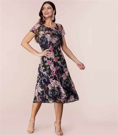 Trendy Spring Dresses, Floral-Print Dresses for Spring