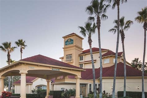 Top Orlando Airport Hotels To Bookend Your Disney World Trip