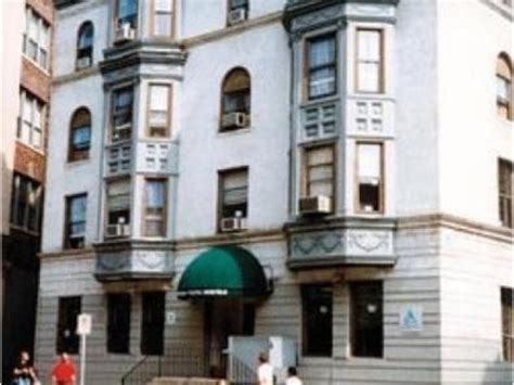 HI - Boston Hostel Hotel (Boston (MA)) - Deals, Photos & Reviews