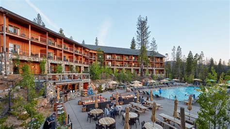 10 Best Hotels Near Yosemite National Park (2022) - Itinku