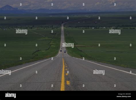 Highway in Montana Stock Photo - Alamy