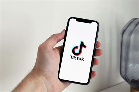 Nieuwe rijzende ster in de wereld van social media: TikTok - Webgrrl