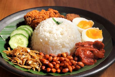 Malaysian Food: 18 Traditional and Popular Dishes to Try - Nomad Paradise