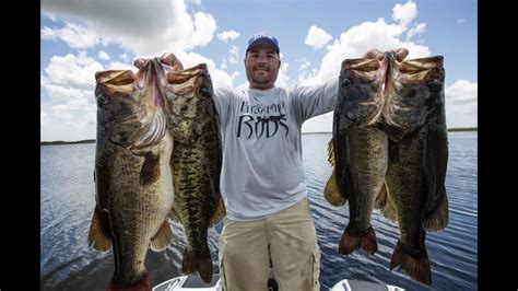 Bass Fishing Florida Catching Giants - YouTube