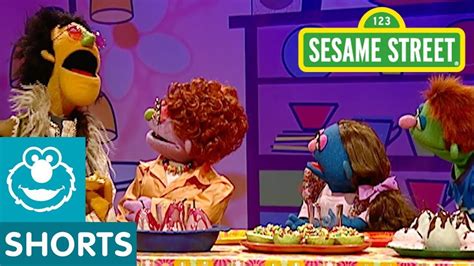 Sesame Street: Pear the Musical | Sesame street, Sesame, Musicals