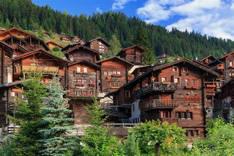 Housing in Switzerland: a guide to renting and buying | Expatica