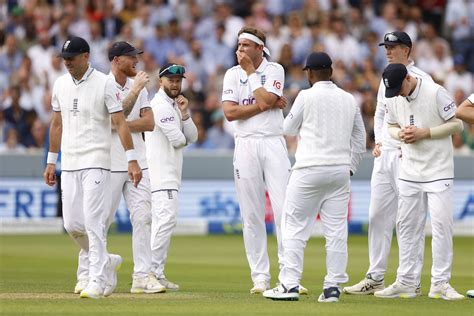 Ashes: 'Hope McCullum is giving them the biggest hammering' - Rediff ...