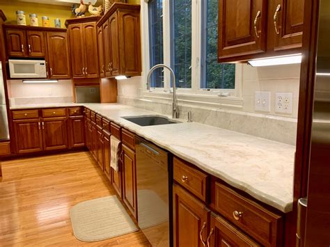 Quartzite Taj Mahal - Craftsman - Kitchen - Indianapolis - by Indy Custom Stone | Houzz