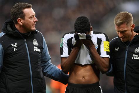 Alexander Isak suffers ‘possible concussion’ in Newcastle semi-final ...