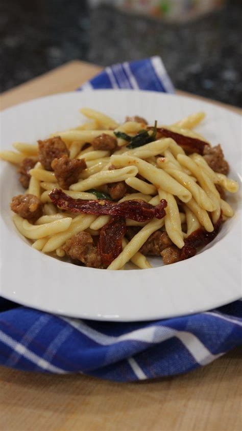 71K views · 7K reactions | Fusilli Pugliesi with Hot Italian Sausage ...