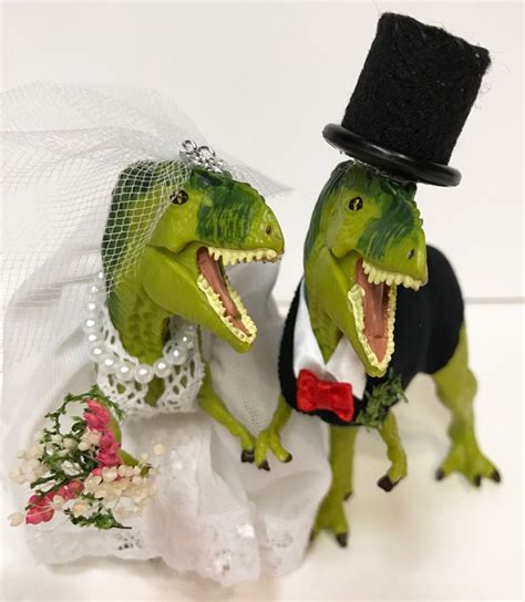 Custom Dinosaur Wedding Cake Topper Animal Wedding Cake | Etsy ...