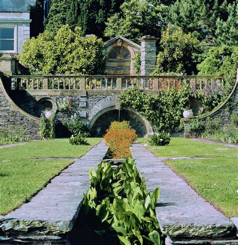 EGHN – Hestercombe Gardens