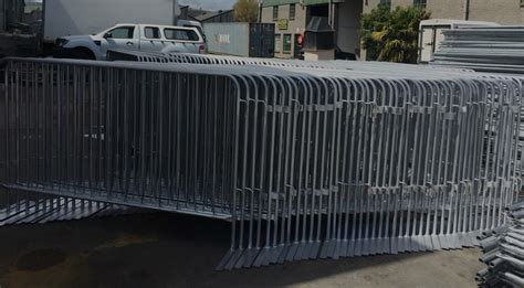 Crowd Control Barriers 2MX1.2M - FENCE INSTALLERS CAPE TOWN