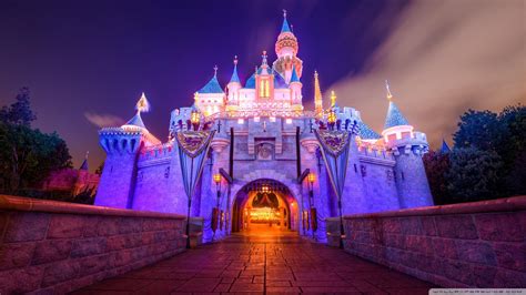 Hong Kong Disneyland Wallpapers - Top Free Hong Kong Disneyland Backgrounds - WallpaperAccess