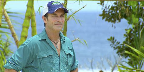 'Survivor: Cagayan': Jeff Probst Weighs In On That Crazy Premiere ...