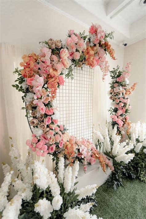 Geometric Floral Backdrop Ideas | Philippines Wedding Blog