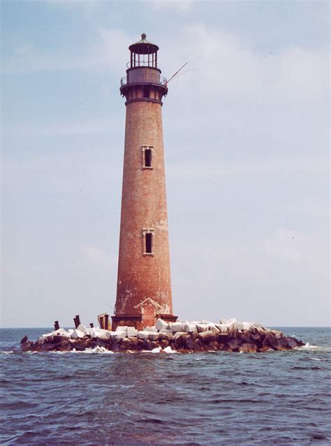 Sand Island Lighthouse, Alabama at Lighthousefriends.com