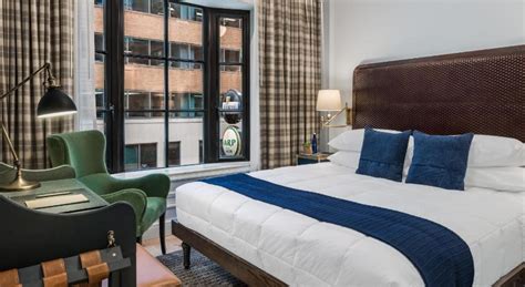 15 Best Boutique Hotels NYC Midtown Has in 2024 + Local Tips