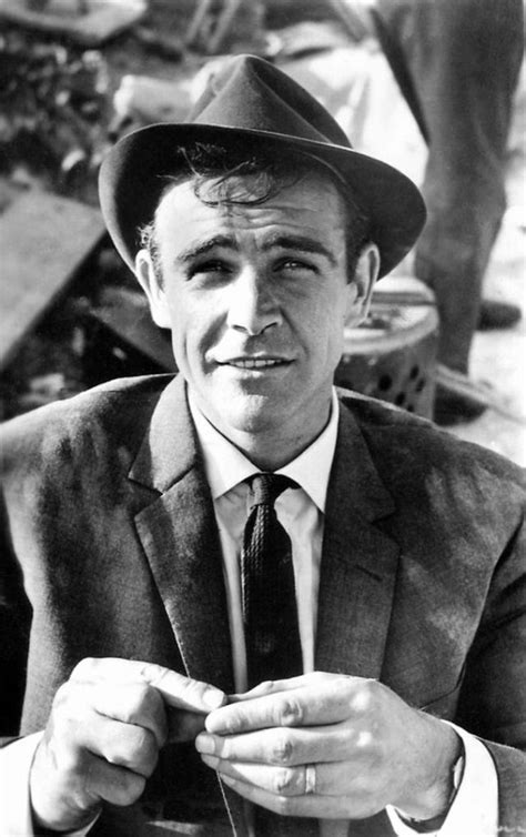 20 Amazing Vintage Photos of Sean Connery When He Was Young ~ Vintage ...