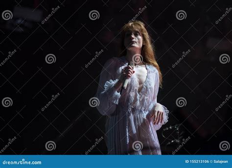 Florence and the Machine Live Concert Editorial Photo - Image of festival, english: 155213106