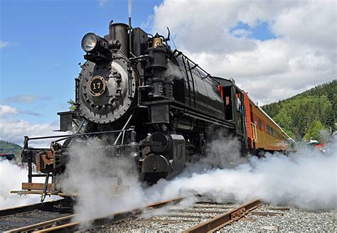 Mt. Rainier Scenic Railroad and Museum Launches Summer Train Rides