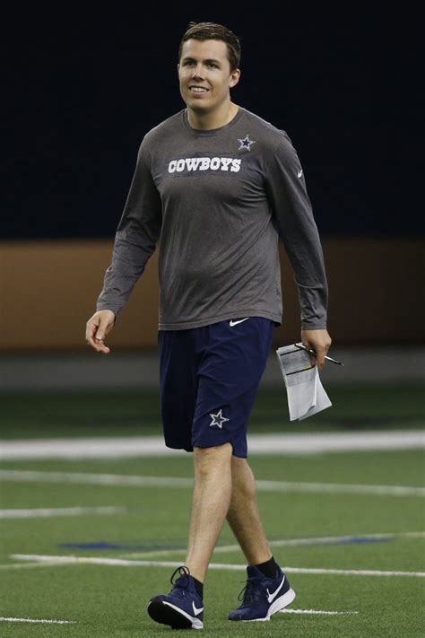 Cowboys' Kellen Moore Considering UW Job