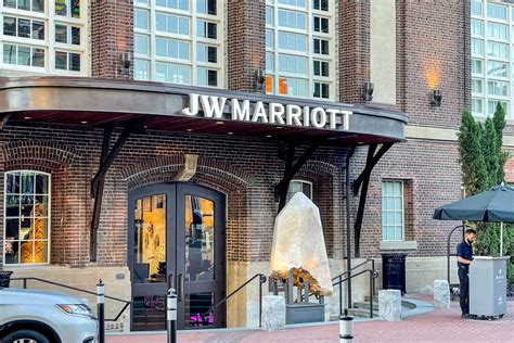 The Hostess City's new 'it' hotel: JW Marriott Savannah Plant Riverside ...