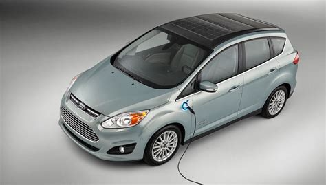 Ford C-MAX Solar Energi Hybrid Concept Goes Off the Grid [VIDEO] | Electric Vehicle News