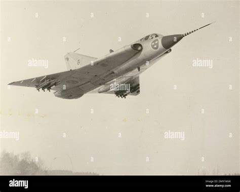 Saab J35 Draken Stock Photo - Alamy