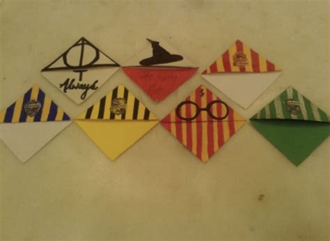Harry Potter corner bookmarks | Bricolage et loisirs créatifs, Pixel ...