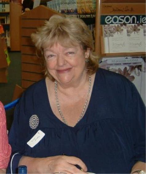 Maeve Binchy, Best-Selling Irish Author, Dies at 72