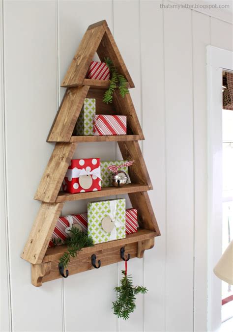 Christmas Tree Shelf | Ana White